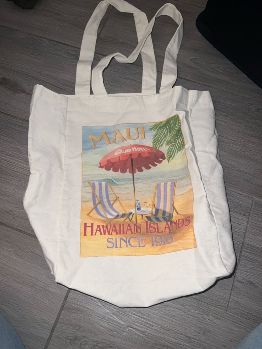 Maui Hawaiian Islands Canvas Tote Bag - White with Beach Print